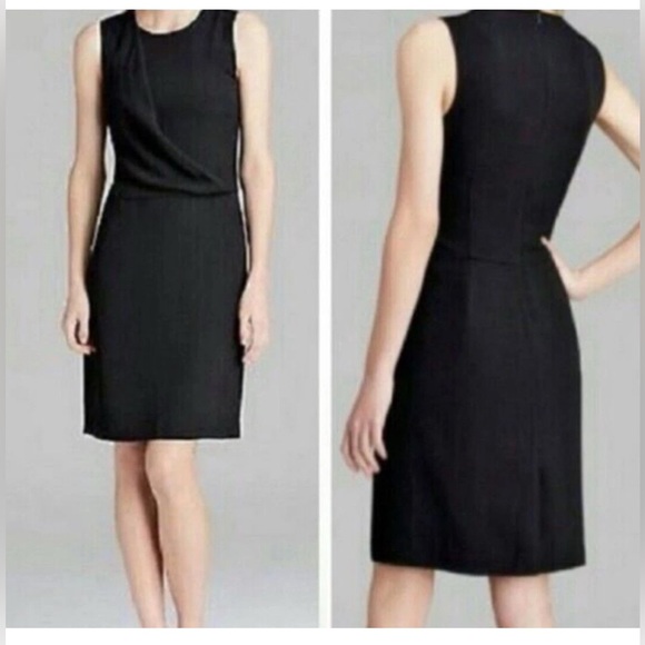 Theory Dresses & Skirts - Theory darbia jubilant black wool stretch sleeveless pleated dress. Size 8